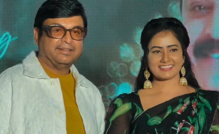 Actor Naresh Birthday celebrations Photos51