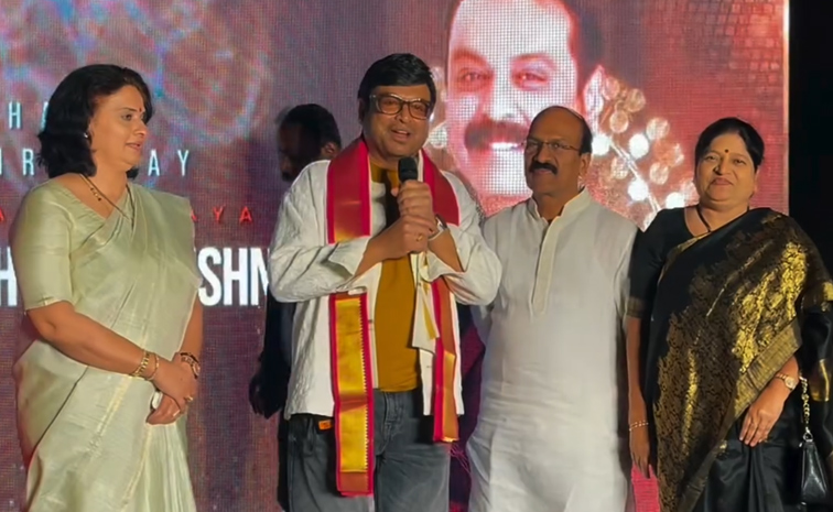 Actor Naresh Birthday celebrations Photos54