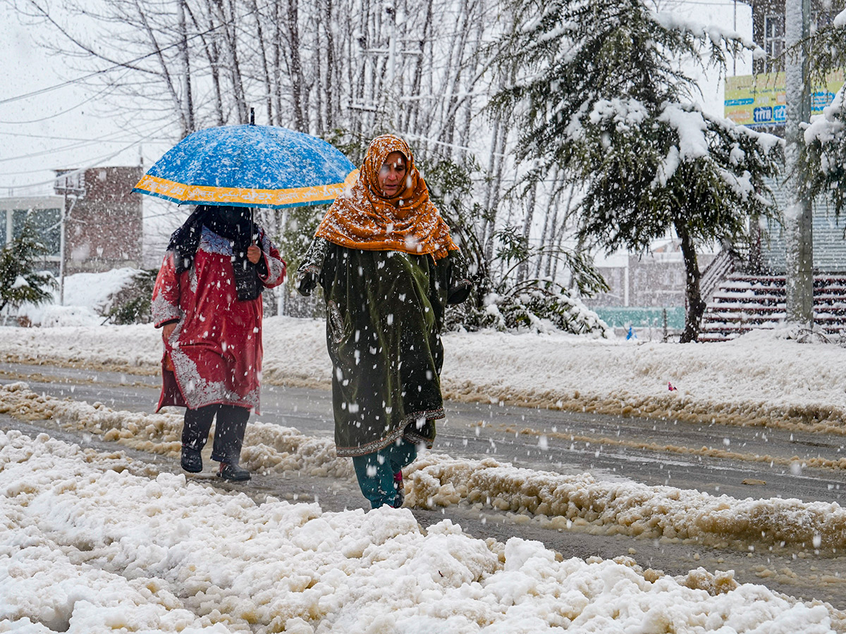 Heavy snowfall Jammu and Kashmir Photos1
