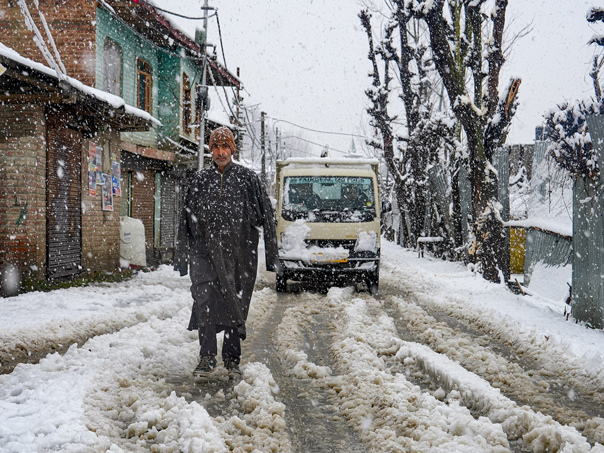 Heavy snowfall Jammu and Kashmir Photos13