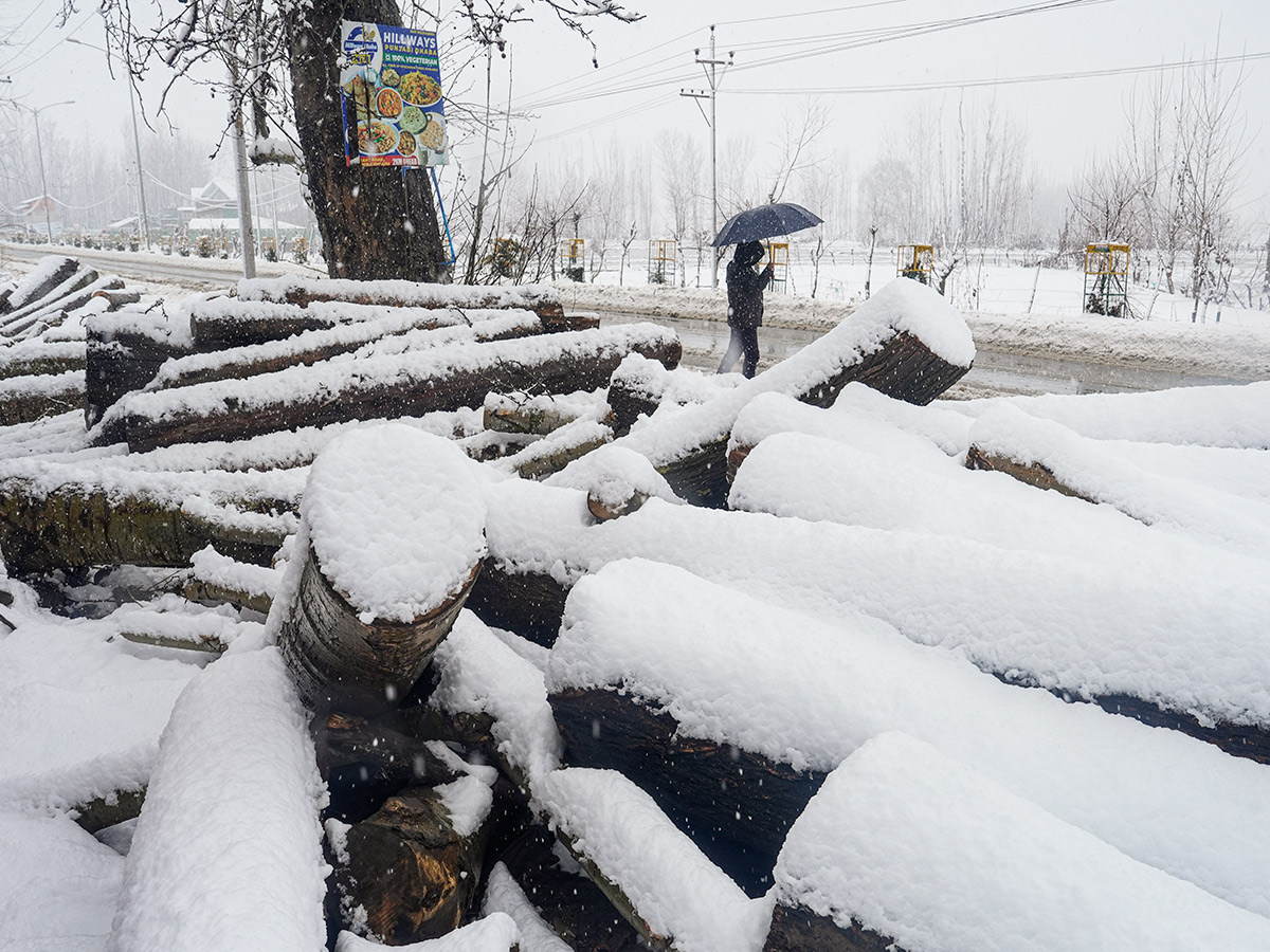 Heavy snowfall Jammu and Kashmir Photos14