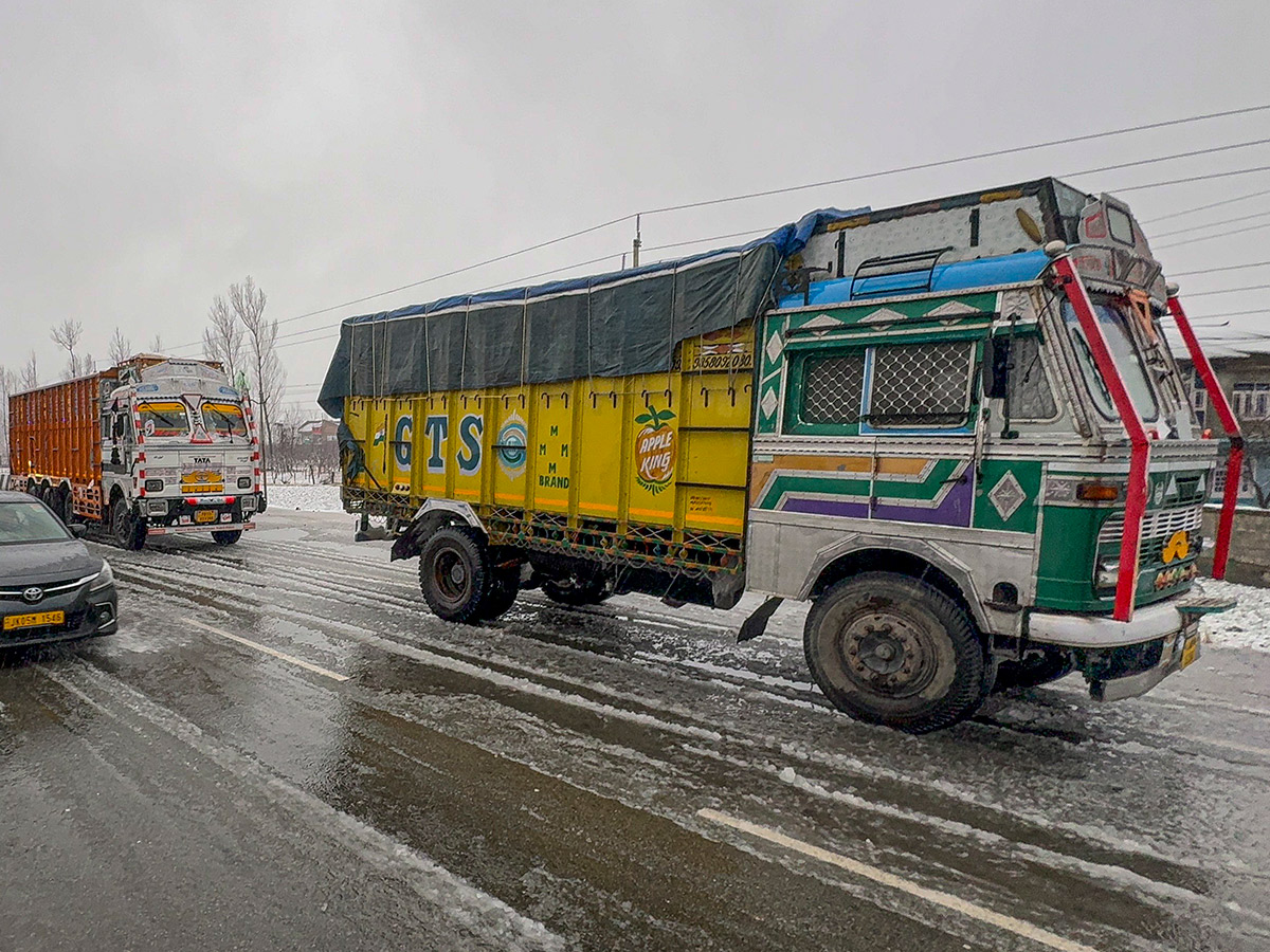 Heavy snowfall Jammu and Kashmir Photos2