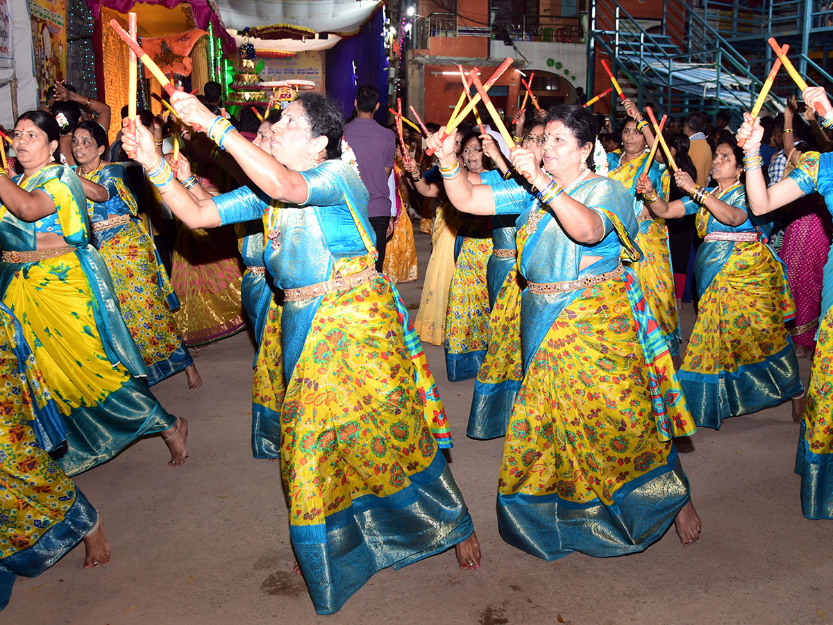 Kadapa: The grand Sri Rama Maha Shobha Yatra Photos3