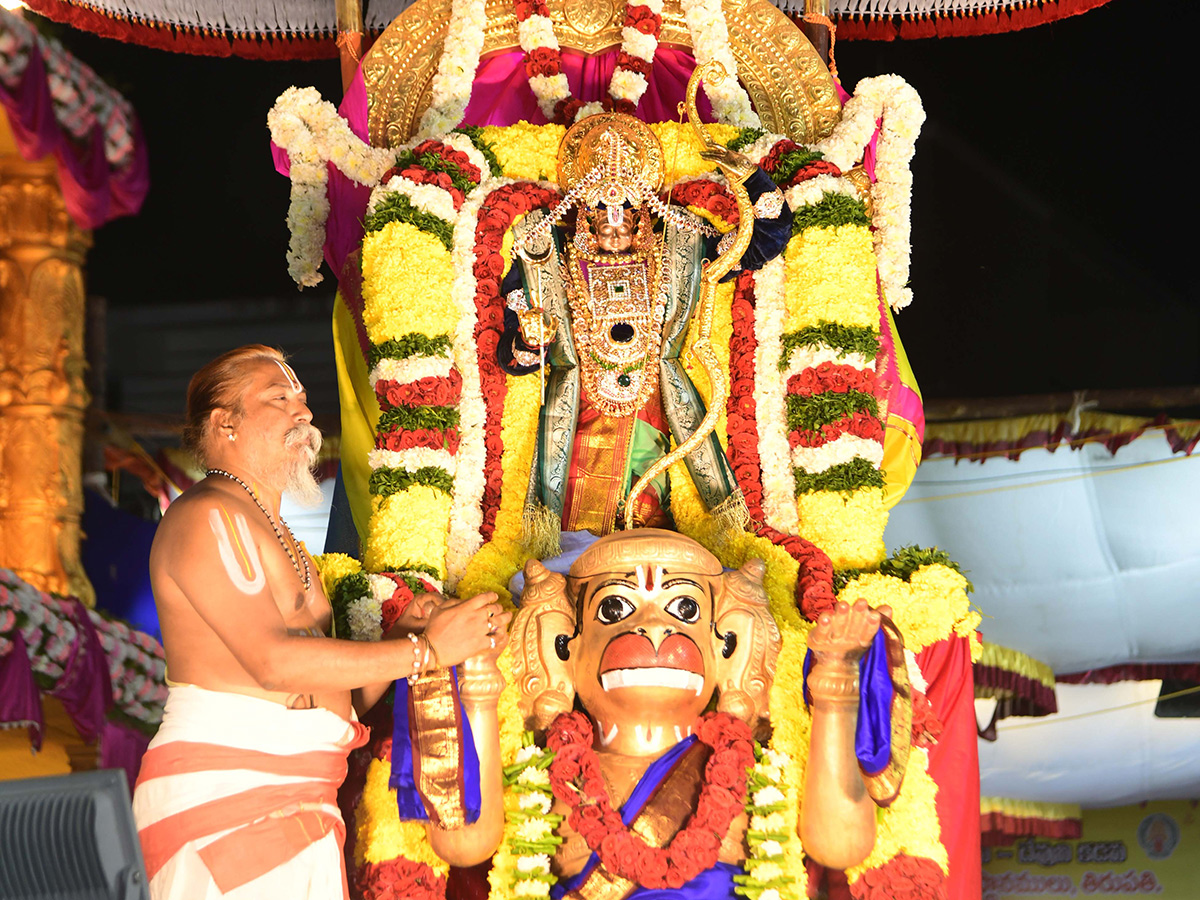 Kadapa: The grand Sri Rama Maha Shobha Yatra Photos8