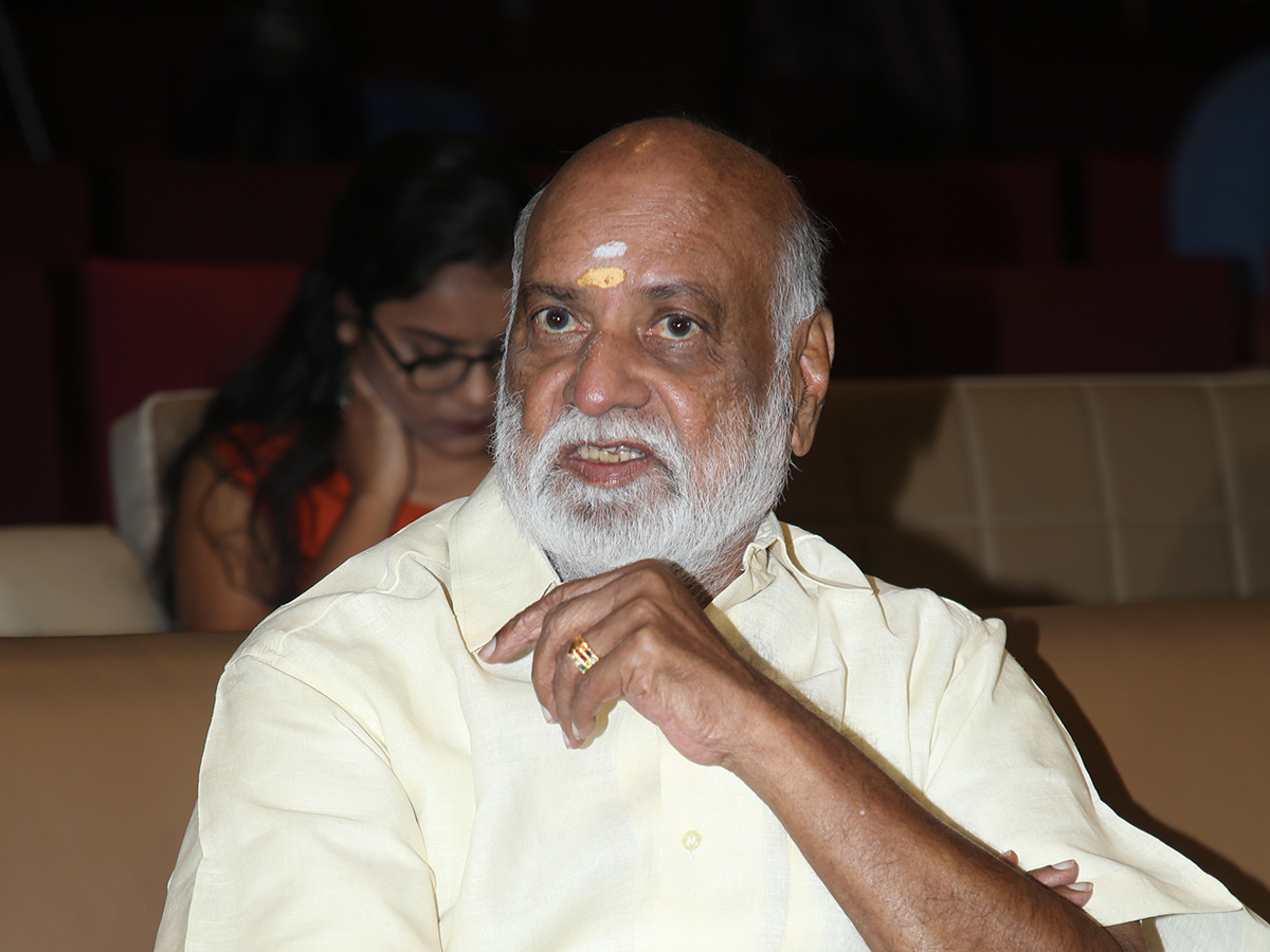 Photos : Constable Kanakam Movie Success Meet Photos9