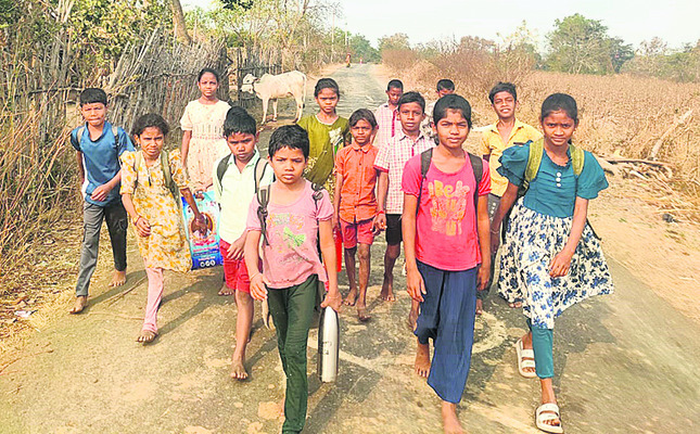 సరస్వతీ నమస్తుభ్యం
1