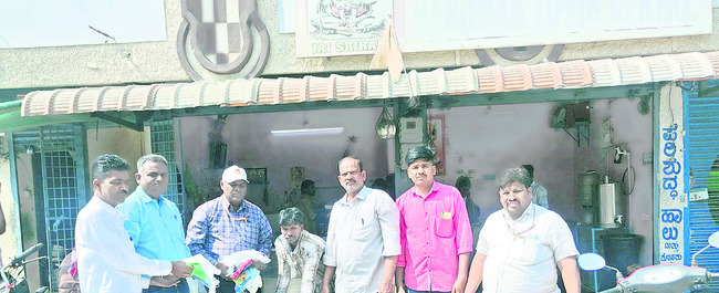 జీవితంపై విరక్తి చెంది యువతి ఆత్మహత్య
2