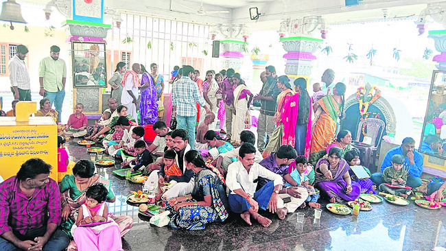 దావోస్‌లో పాల్వంచ వాసి
3