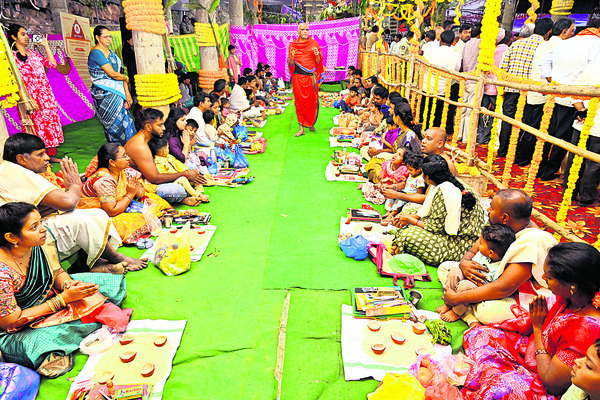 సరస్వతీ నమోస్తుతే!1