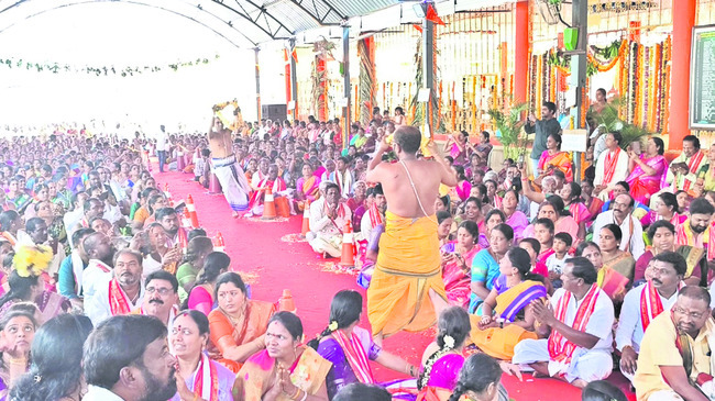 కనులపండువగా  శ్రీవారి కల్యాణం 
1