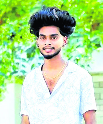 ఎలక్ట్రిక్‌ స్కూటర్‌ దగ్ధం  
2