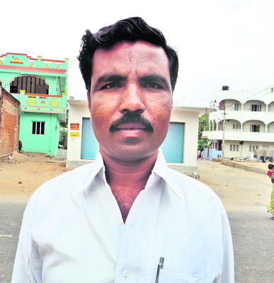 సేవలు కొనసాగించాలి 
1