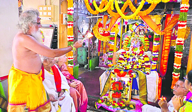 వైభవంగా వసంత పంచమి 2