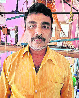 ఆలకించండి.. ఆదుకోండి
4