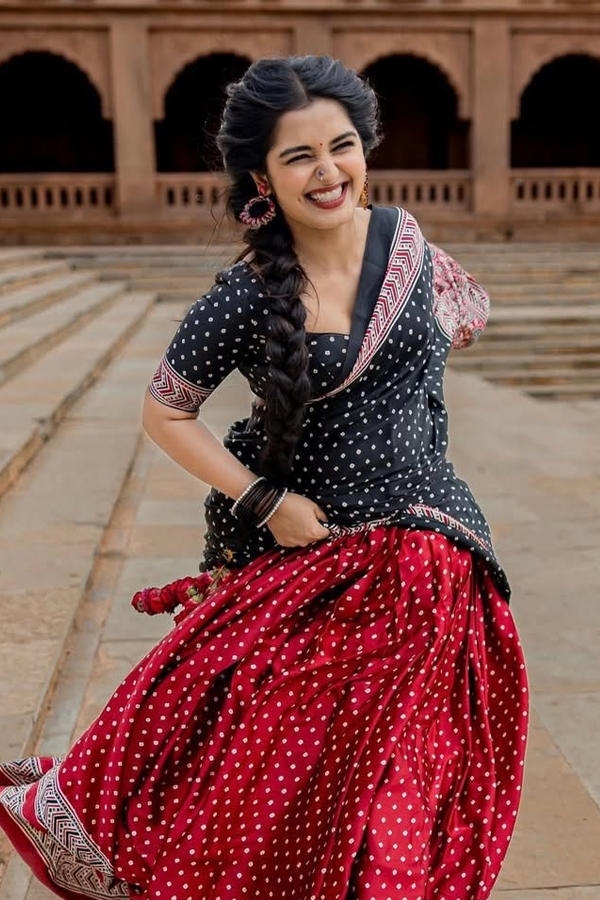 Bigg Boss Priyanka Jain Latest Beautiful Photos10