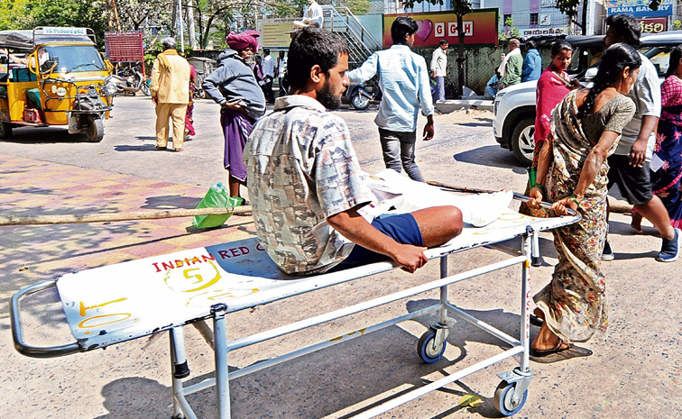 Hardships of patient assistants... Hospitalization Photos6