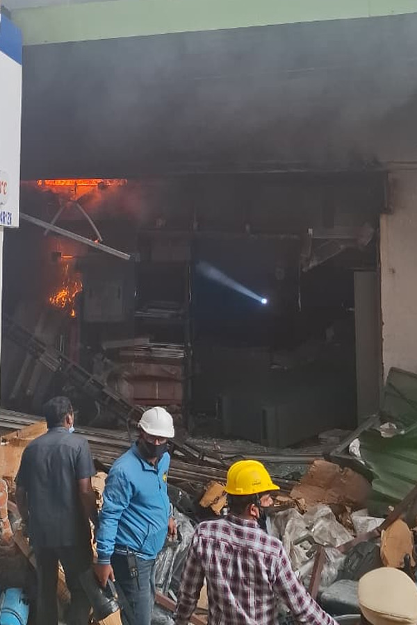Massive Fire Accident in Furniture Shop at Nampally Photos8