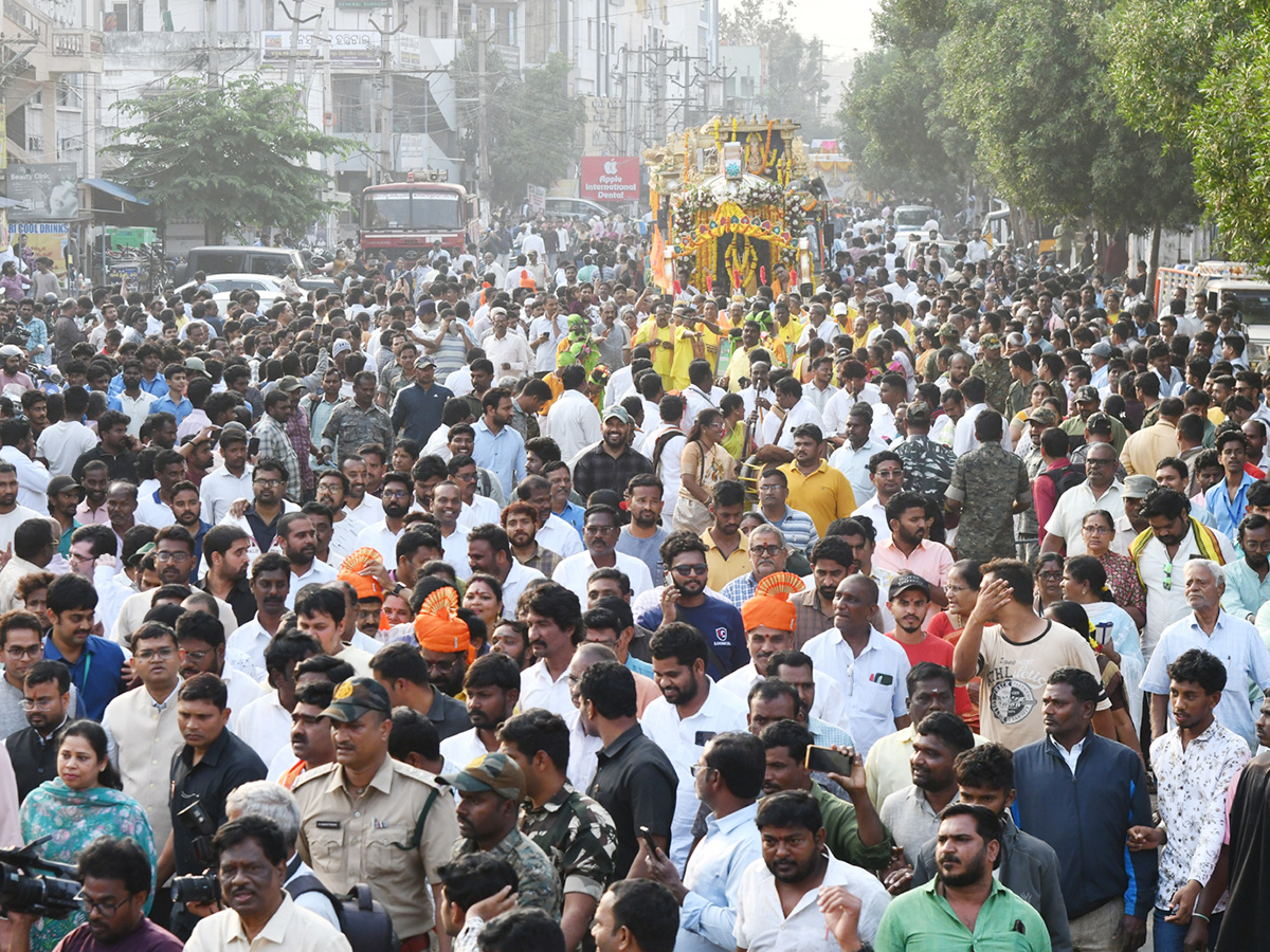 Srikakulam: The procession was magnificent Photos3