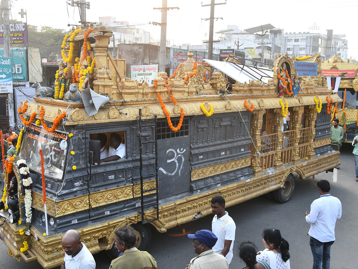 Srikakulam: The procession was magnificent Photos7