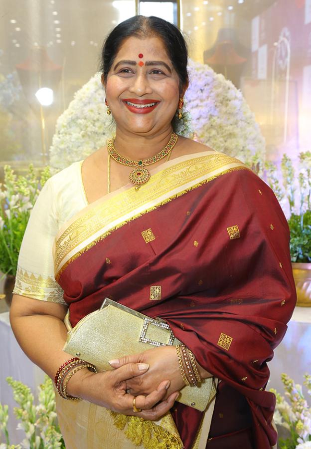 Tollywood Actress Aishwarya Rajesh At Jubilee Hills11