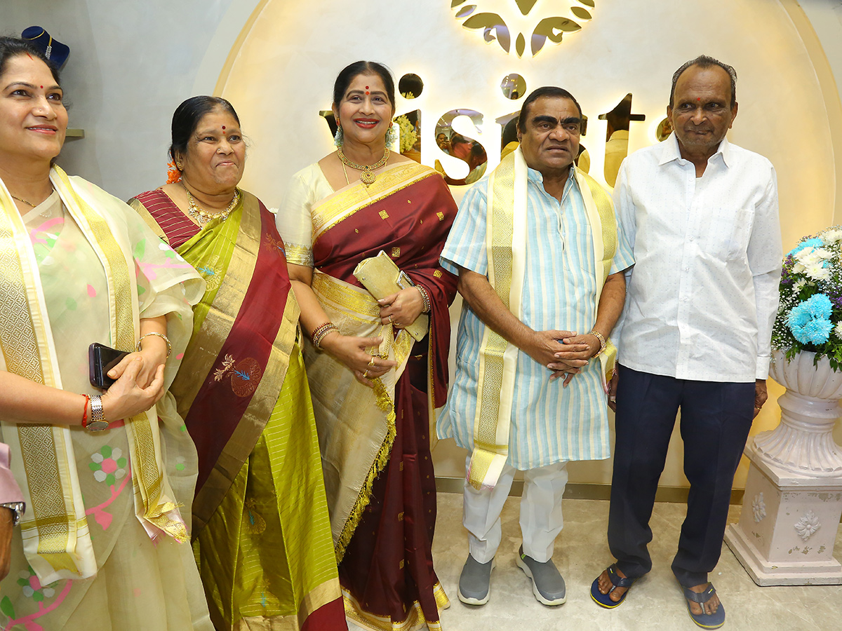 Tollywood Actress Aishwarya Rajesh At Jubilee Hills5