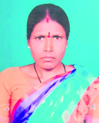 ఆటో బోల్తా .. మహిళ మృతి 
2