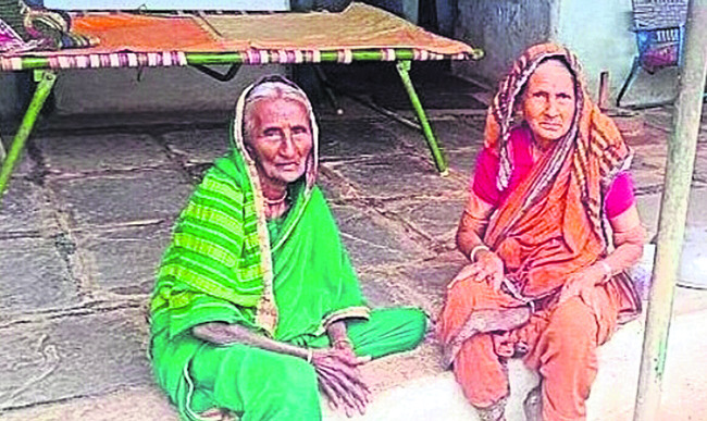 కాలువలు వెలవెల.. కార్మికులు విలవిల2