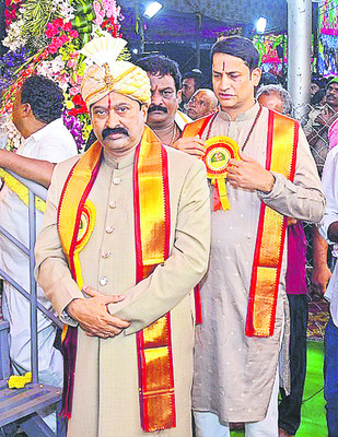 స్వామిసేవకు ఒక్కటై.. 4