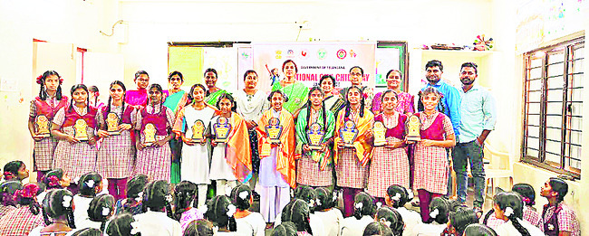 మేడారానికి పోటెత్తిన భక్తులు2