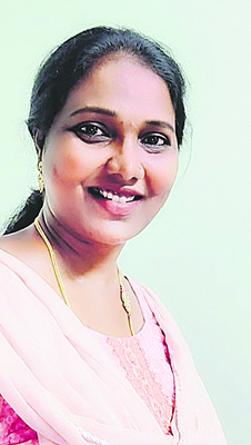 అనుగ్రహ పరిపూర్ణురాలు కానుకమాత 1