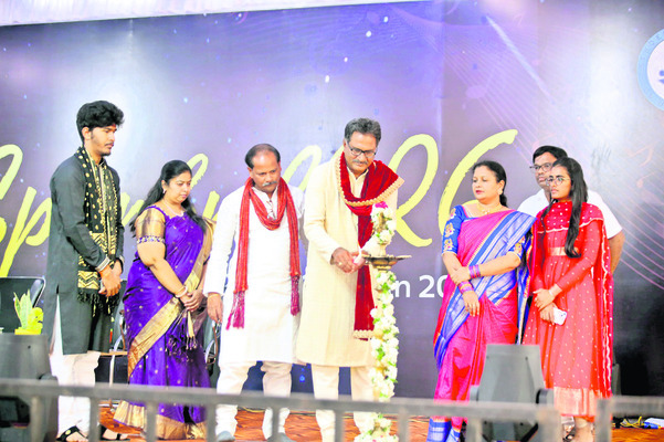 అట్టహాసంగా ‘స్పార్క్రిల్‌’ ప్రారంభం1