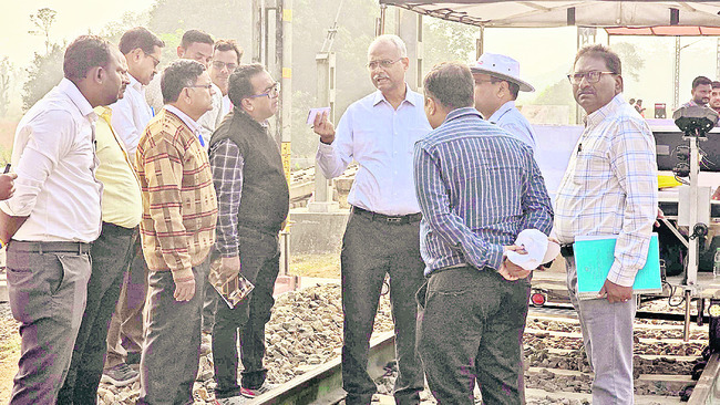 అభివృద్ధి పనుల పరిశీలన 2