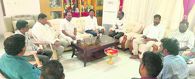 ‘శాతవాహన’లో క్రికెట్‌ టోర్నీ3