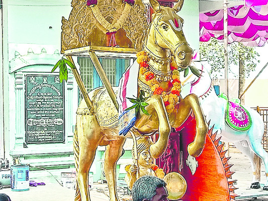 వాహన విహారం.. ఇదీ పరమార్థం3