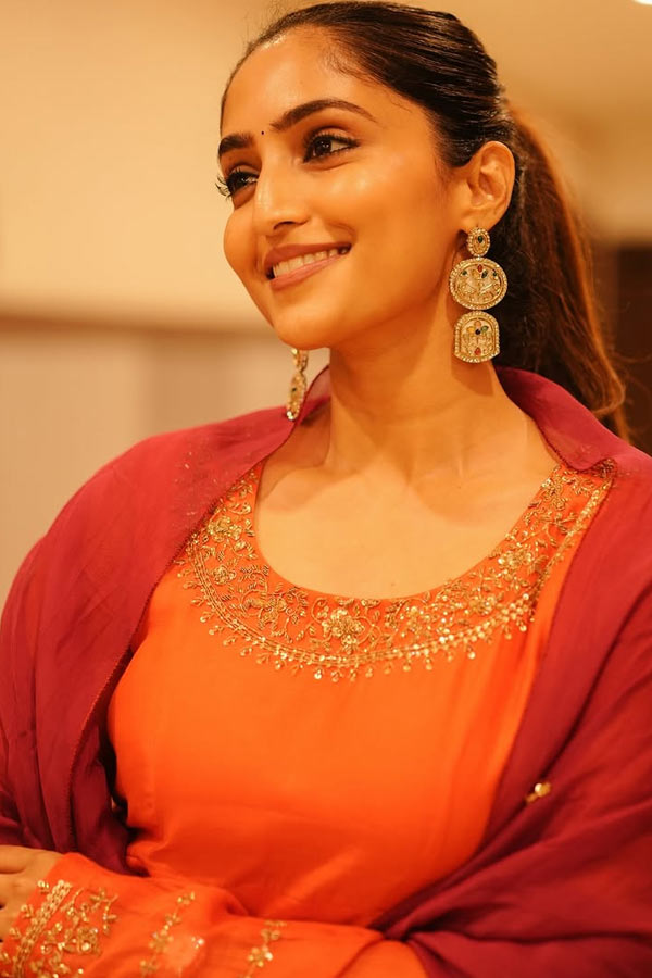 Actress Reba Monica John Latest Stunning Photos3