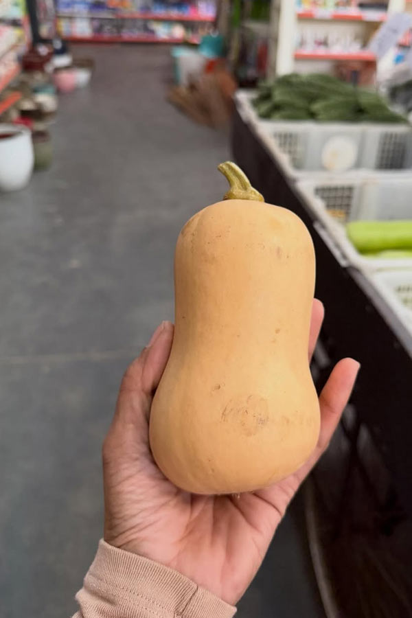 Actress Tejaswi Madivada latest Beautiful Photos8