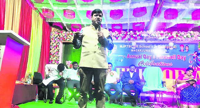 రోస్టర్‌ పాయింట్లతో మాలలకు అన్యాయం
1