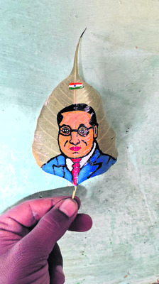 రావి ఆకుపై అంబేడ్కర్‌ చిత్రం 2