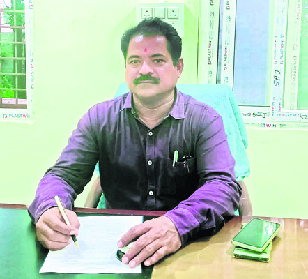 ఎంపీడీఓల సంఘం జిల్లా అధ్యక్షుడిగా శ్రీనివాసులు 
1