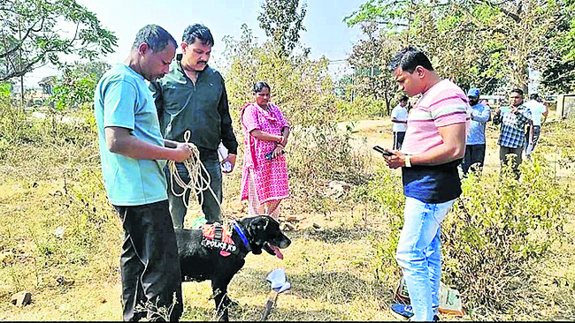 అంబొదళలో యువకుడి దారుణ హత్య 1