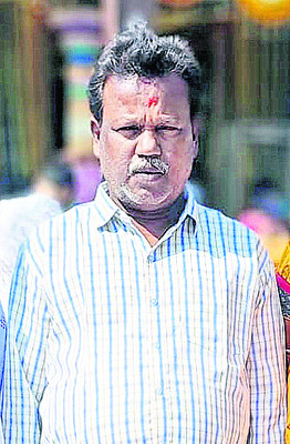 కారు ఢీకొని వృద్ధుడు దుర్మరణం 1