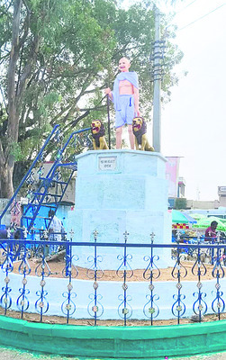 అభివృద్ధిని చూసి చేరికలు
4