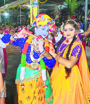 బ్రహ్మాండ తేజం1