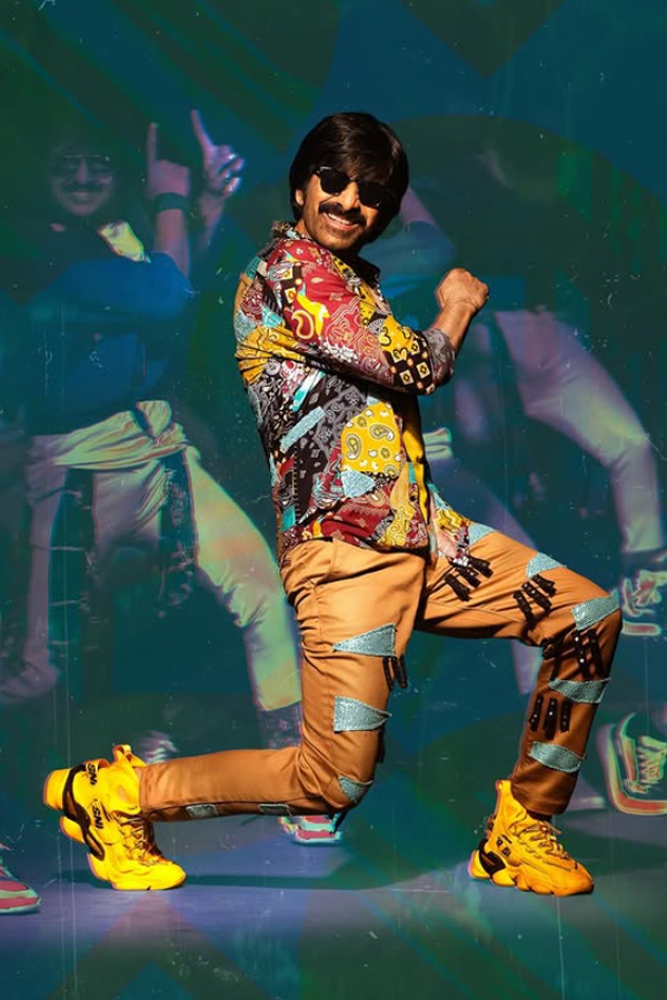 'ఇరుముడి' సెట్‌లో రవితేజ బర్త్ డే సెలబ్రేషన్ (ఫొటోలు) | Mass Maharaj ...