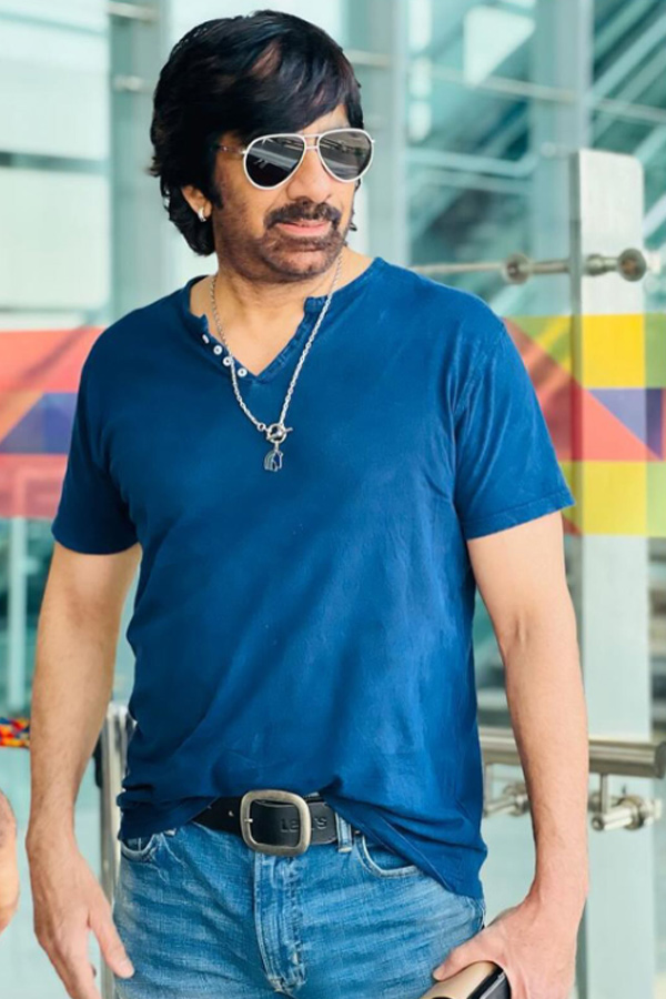 'ఇరుముడి' సెట్‌లో రవితేజ బర్త్ డే సెలబ్రేషన్ (ఫొటోలు) | Mass Maharaj ...