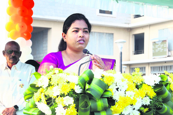 జిల్లా కోర్టులో గణతంత్రం2