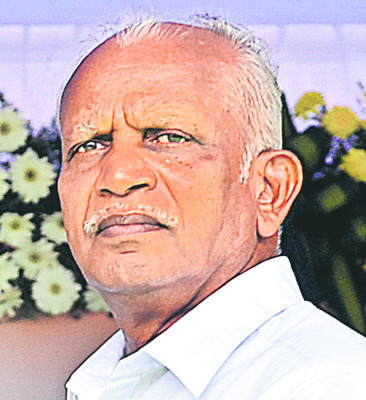 ఉత్తమ సేవలకు సత్కారం10