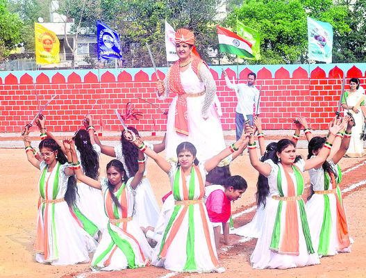 సమగ్రాభివృద్ధే లక్ష్యం7