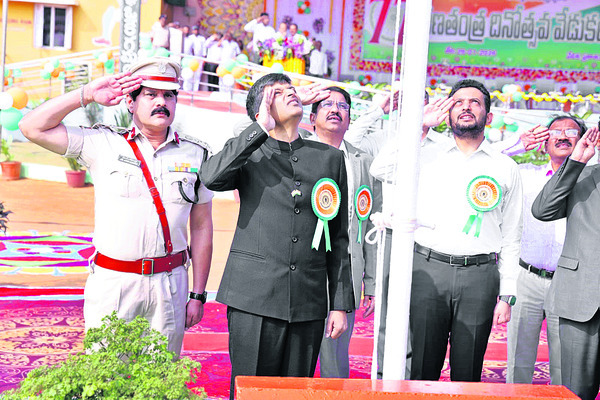 బొగ్గు ధర తగ్గించి నాణ్యత పెంచాలి1