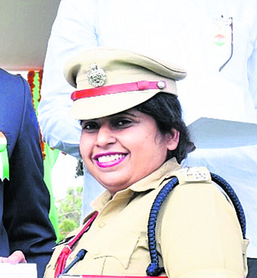 పురస్కారాల అందజేత1